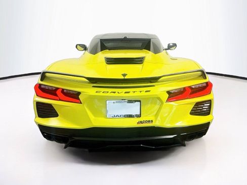 Used 2024 Chevrolet Corvette Stingray Preferred Conv w/ Z51 Performance Package RWD image 4