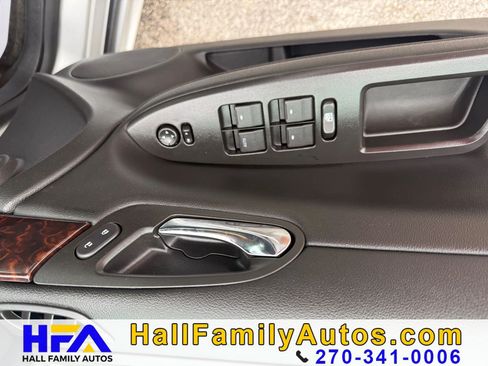 Used 2015 Chevrolet Impala LT w/ LT Sunroof Package FWD image 19