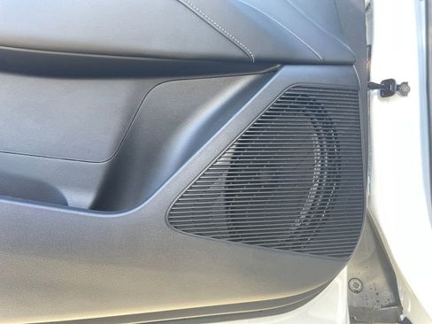 New 2025 Nissan Murano SL image 14