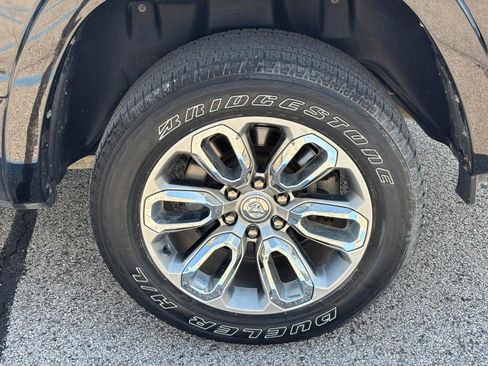 Used 2022 RAM 1500 Laramie w/ Sport Appearance Package image 10