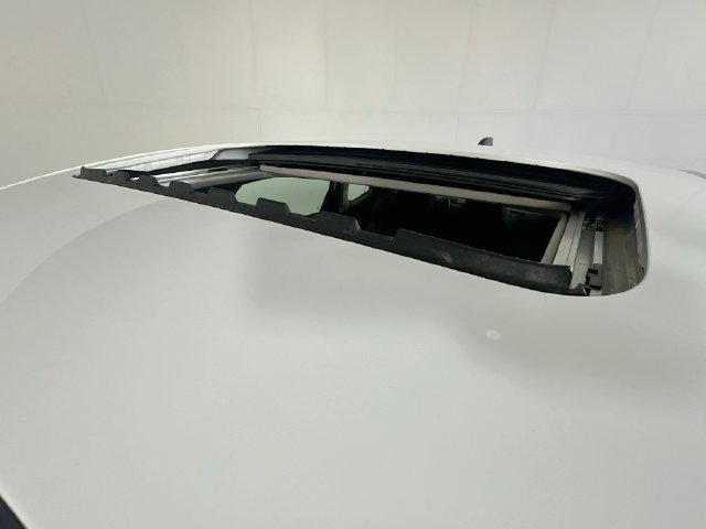 Certified 2025 Honda Accord SE image 9