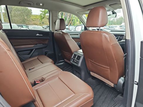 Used 2022 Volkswagen Atlas SE image 14