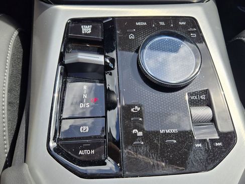 Used 2025 BMW X3 xDrive30i image 19