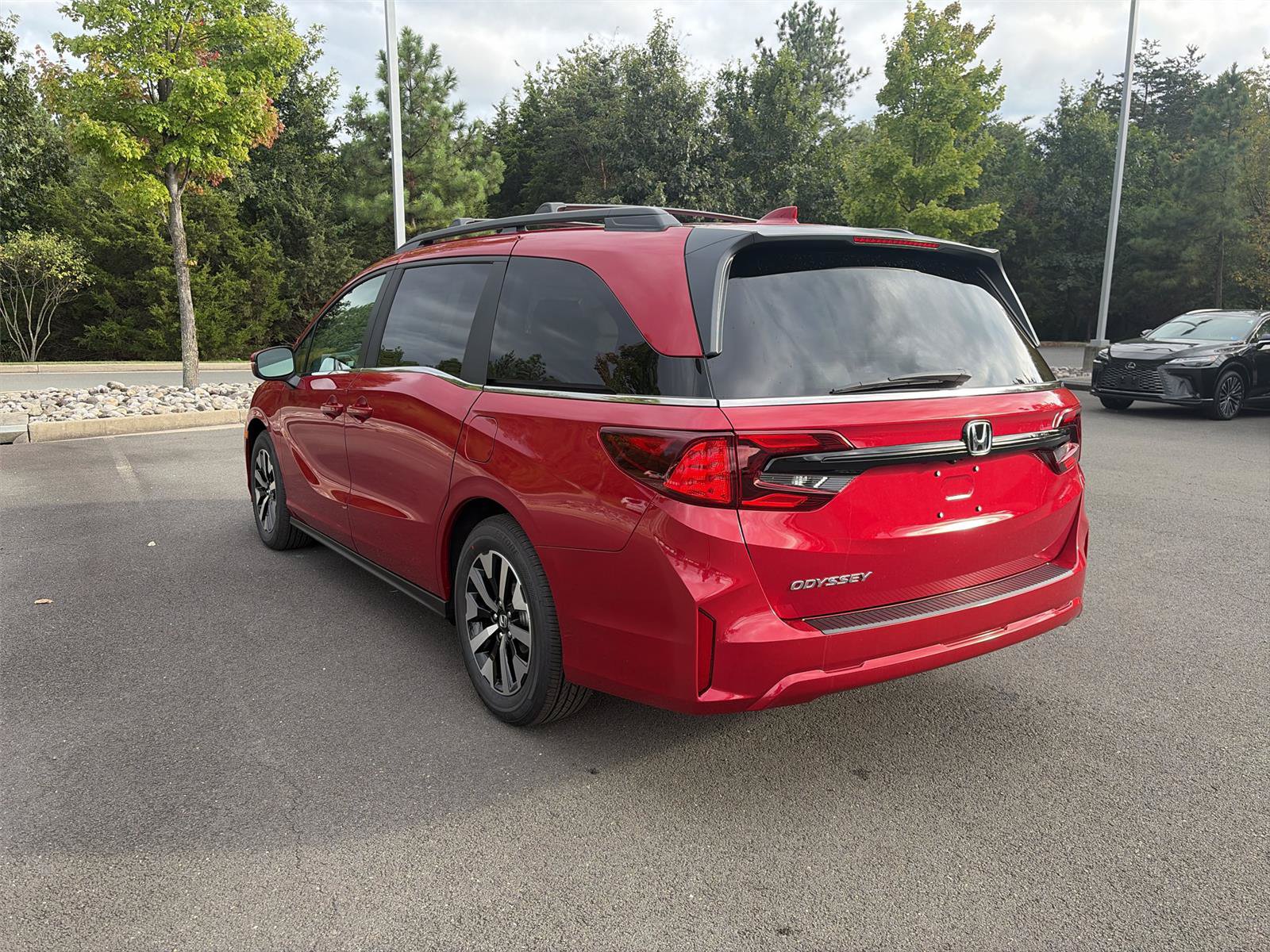 New 2027 Honda Odyssey EX-L image 5
