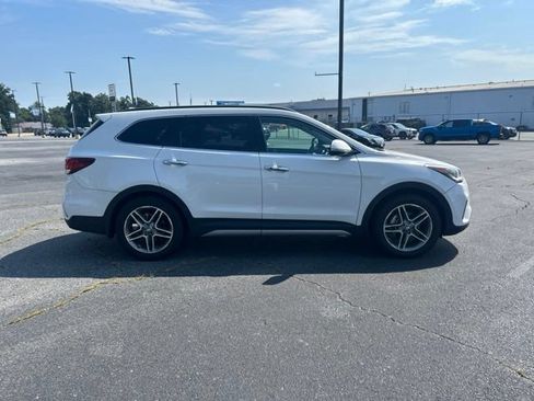 Used 2019 Hyundai Santa Fe XL FWD image 5