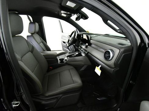 New 2026 Chevrolet Colorado ZR2 w/ Technology Package image 22