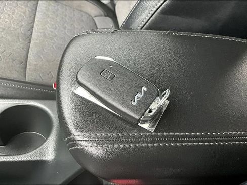 Certified 2024 Kia Seltos S FWD image 33