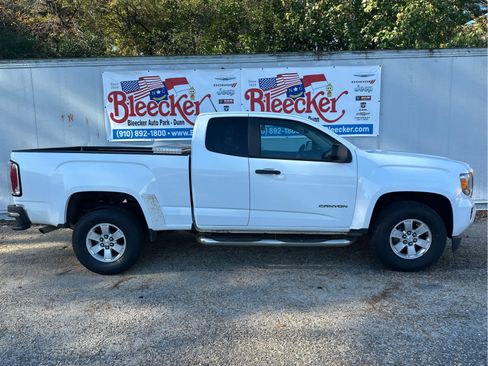 Used 2016 GMC Canyon W/T w/ Convenience Package image 2