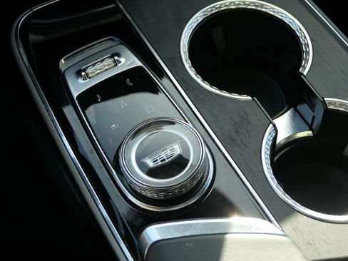 Certified 2023 Cadillac Lyriq 2WD image 23