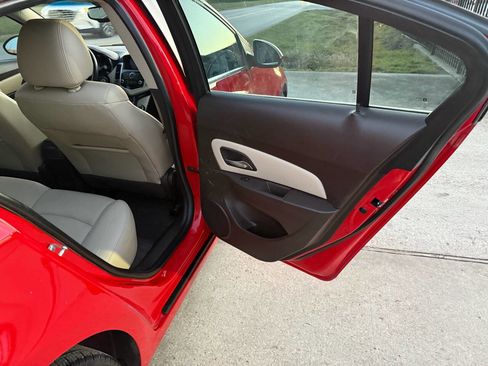 Used 2014 Chevrolet Cruze Diesel image 20