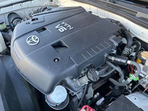 Used 2003 Toyota 4Runner SR5 image 38