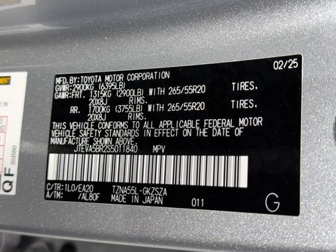 Used 2025 Toyota 4Runner TRD Sport Premium AWD/4WD image 38