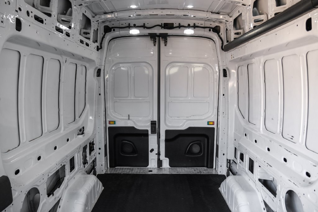 Used 2023 Ford Transit 250 148 High Roof AWD image 39