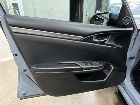 Used 2020 Honda Civic Sport image 9
