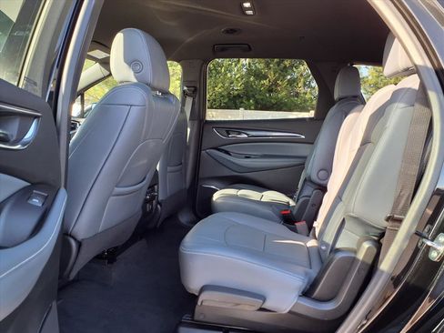 Used 2023 Buick Enclave Essence w/ Sport Touring Edition image 22