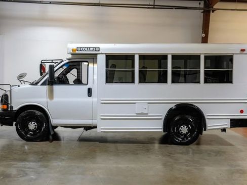 Used 2007 Chevrolet Express 3500 w/ School Bus Package image 17