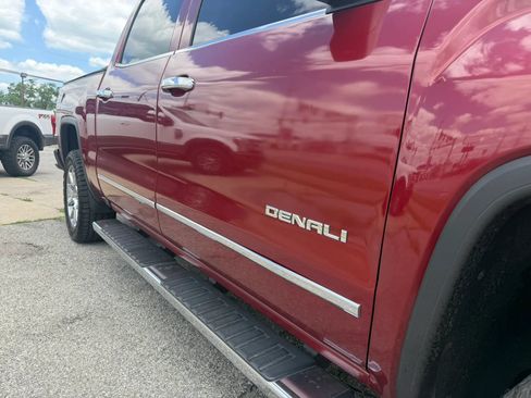 Used 2018 GMC Sierra 1500 Denali AWD/4WD image 11