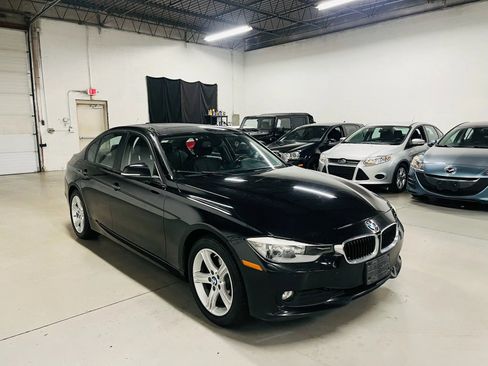 Used 2014 BMW 320i xDrive 320i xDrive Sedan 4D image 4