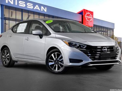 Used 2025 Nissan Versa SV w/ Trunk Package
