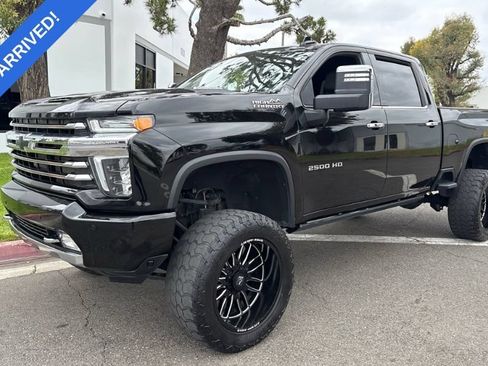 Used 2022 Chevrolet Silverado 2500 High Country w/ Z71 Off-Road Package AWD/4WD image 1