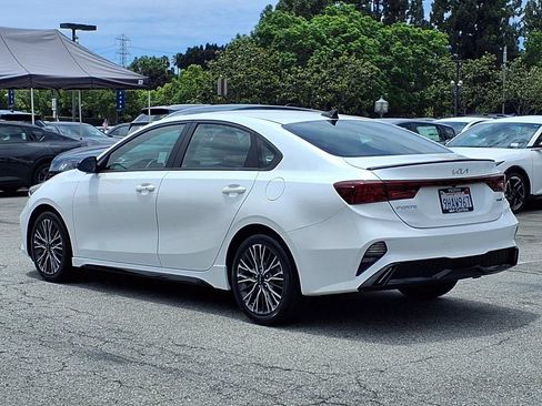 Certified 2023 Kia Forte GT-Line FWD image 4
