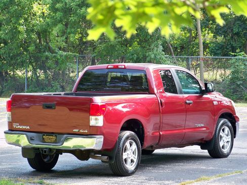 Used 2010 Toyota Tundra 4x4 Double Cab image 3