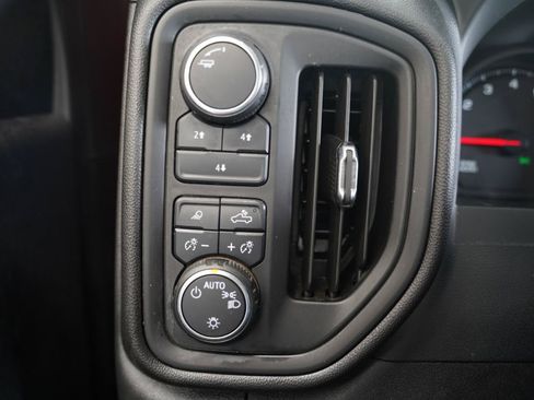 Used 2024 Chevrolet Silverado 2500 Custom w/ Custom Convenience Package AWD/4WD image 23