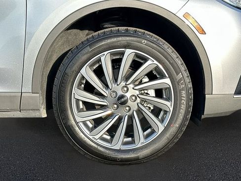 Used 2024 Lincoln Corsair Reserve AWD/4WD image 31