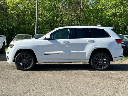 Used 2018 Jeep Grand Cherokee High Altitude image 3