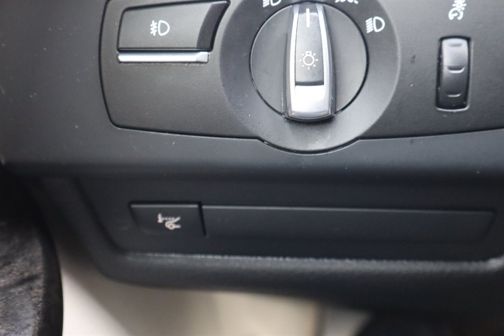 Used 2014 BMW 650i Convertible RWD image 34