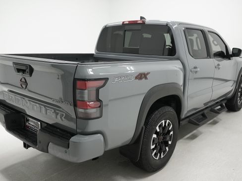 Used 2023 Nissan Frontier PRO-4X w/ Technology Package AWD/4WD image 4
