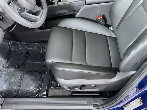 Certified 2023 Nissan Rogue SV w/ SV Premium B Package AWD/4WD image 28