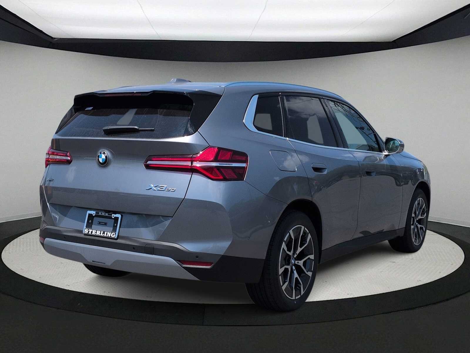 Used 2026 BMW X3 xDrive30i w/ Premium Package AWD/4WD image 8