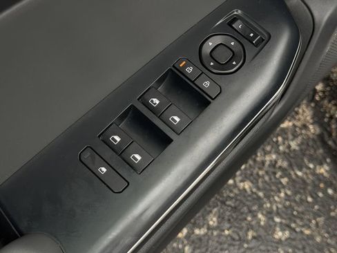 Used 2025 Kia K4 FWD image 23