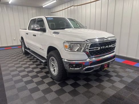 Used 2023 RAM 1500 Big Horn AWD/4WD image 3