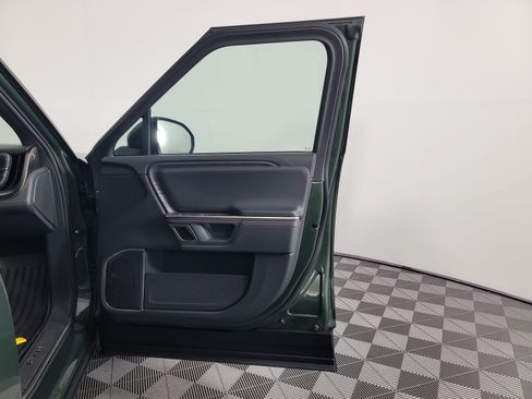Used 2024 Rivian R1S Adventure AWD/4WD image 18