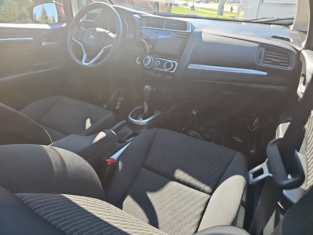 Used 2018 Honda Fit EX image 26
