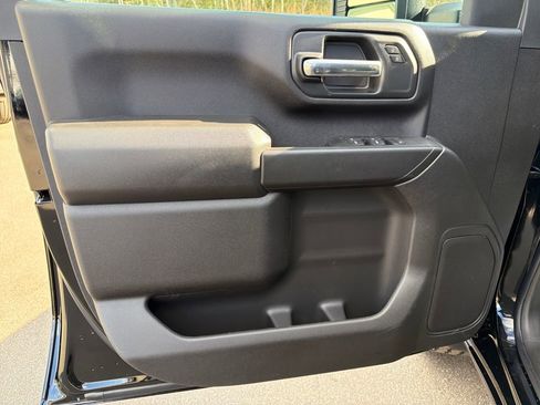 New 2026 GMC Sierra 2500 Pro w/ X31 Off-Road Package image 10