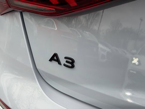 Used 2025 Audi A3 2.0T Premium w/ Convenience Package image 21