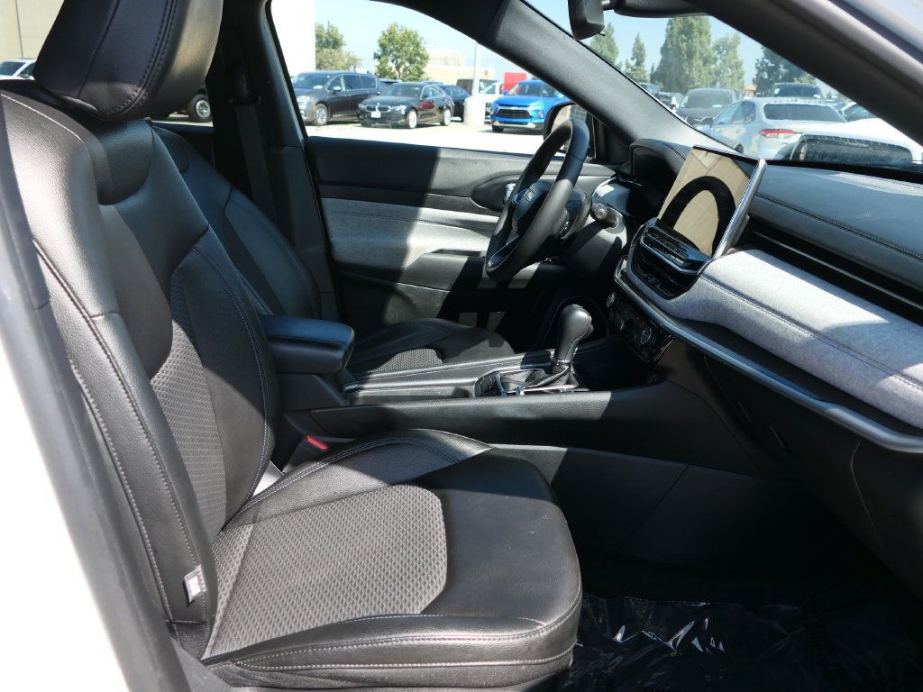 Used 2024 Jeep Compass Latitude AWD/4WD image 25