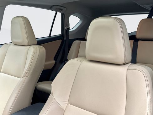 Used 2014 Toyota RAV4 Limited image 10