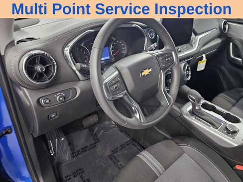Used 2026 Chevrolet Blazer LT FWD image 11
