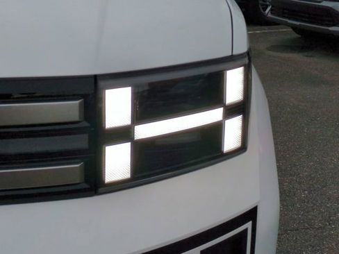 New 2026 Hyundai Santa Fe SE image 10