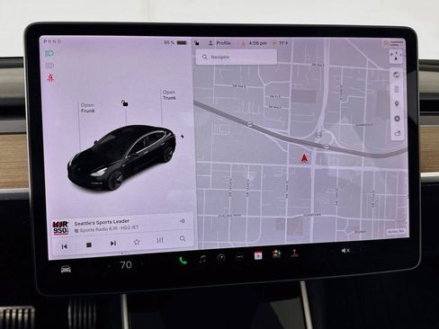Used 2018 Tesla Model 3 Mid Range RWD image 13