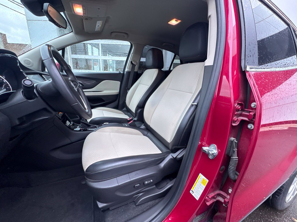 Used 2019 Buick Encore Preferred w/ Safety Package FWD image 10