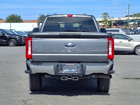 Used 2023 Ford F250 XLT image 6