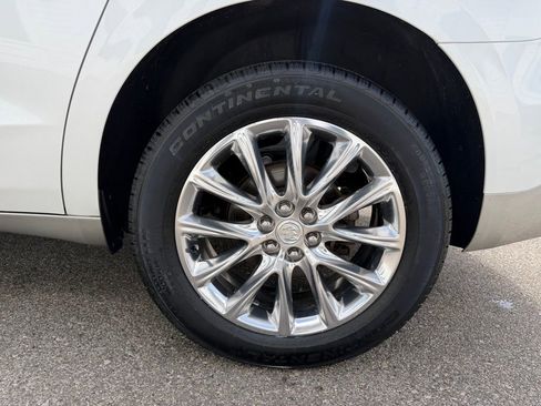 Certified 2021 Buick Enclave Essence w/ Sound and Sites Package AWD/4WD image 11