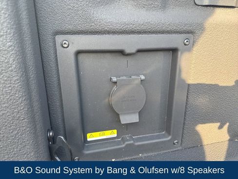 Used 2023 Ford F150 Lariat w/ Equipment Group 502A High image 11