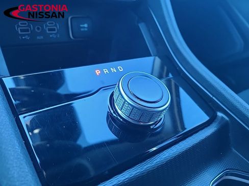 Used 2023 Jeep Grand Cherokee L Laredo image 43