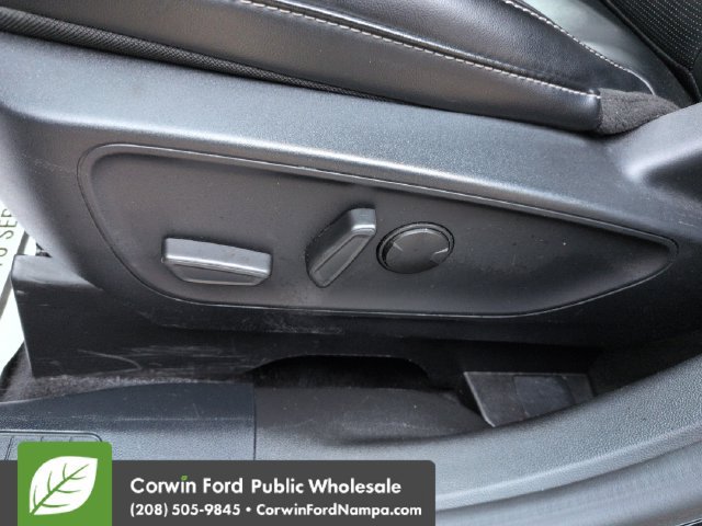 Used 2024 Ford Escape Platinum AWD/4WD image 12